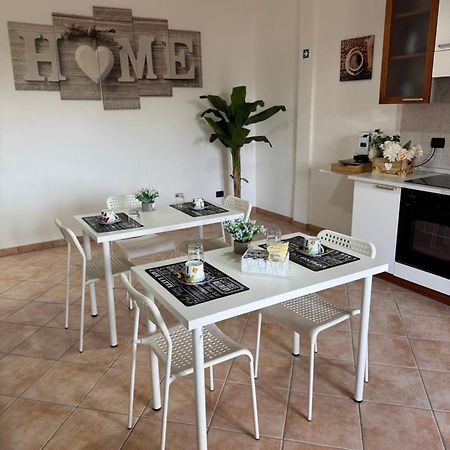 Guest House La Casaccia 피우미치노 외부 사진