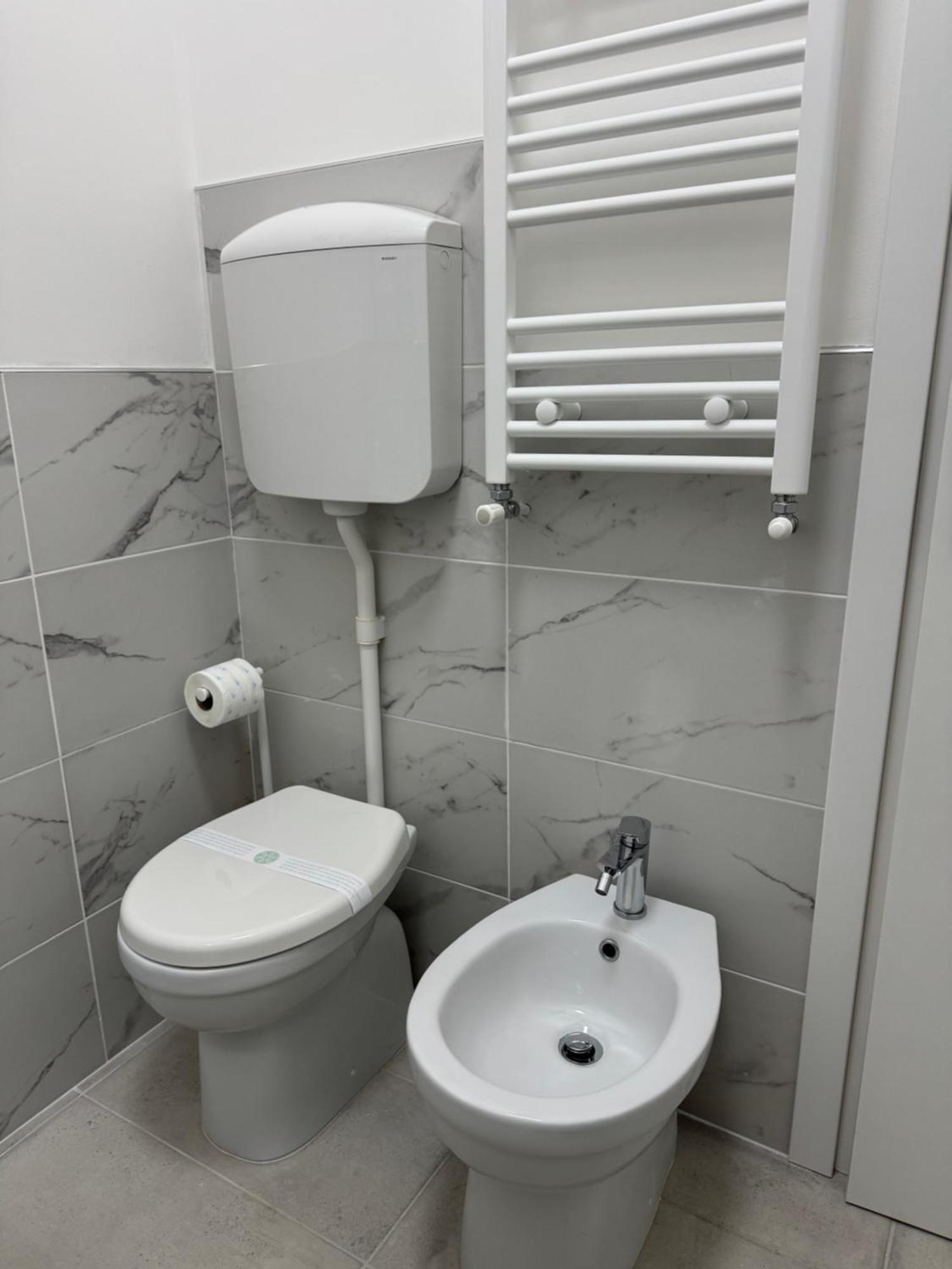 Guest House La Casaccia 피우미치노 외부 사진